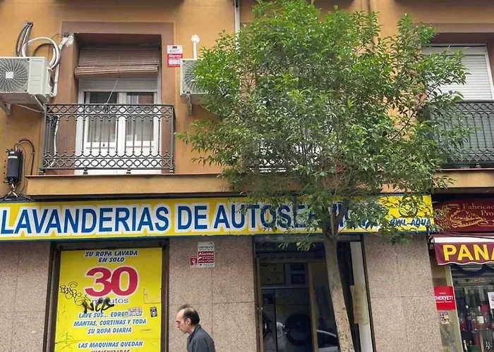 Cenral Renovated Flat
